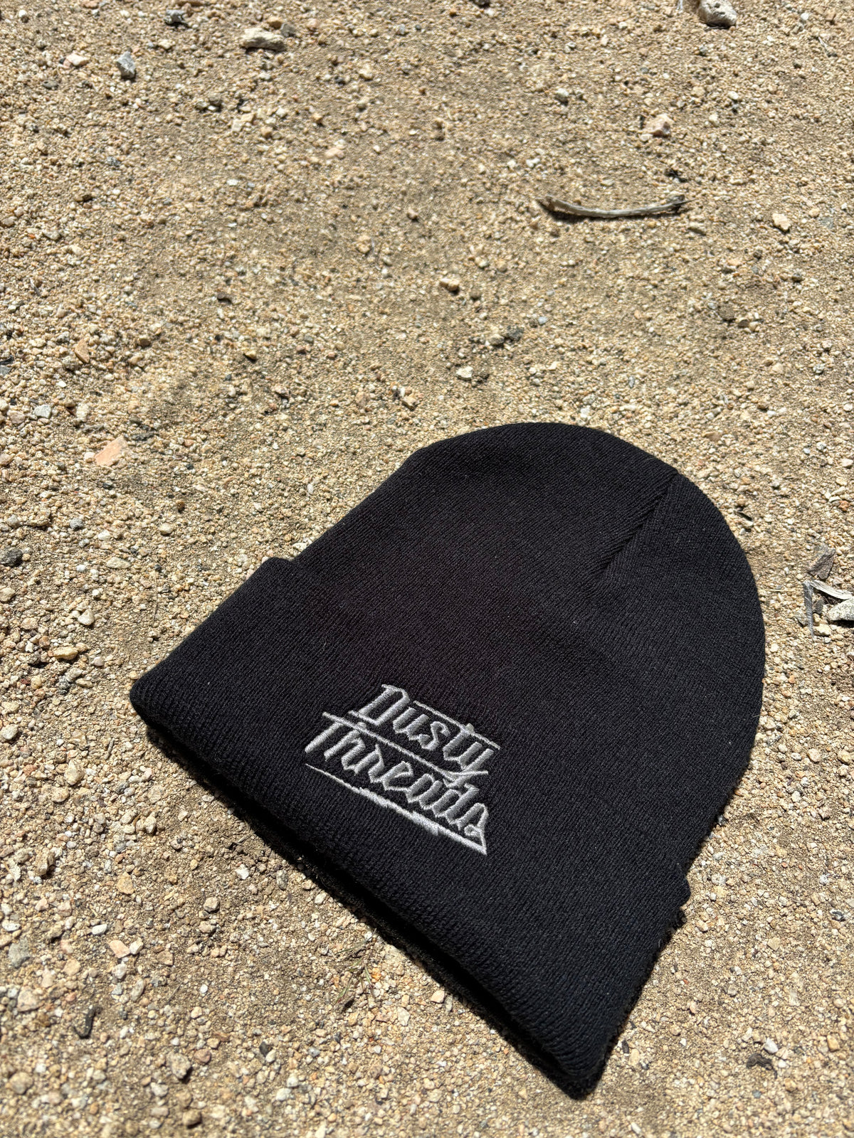 Bolt beanie